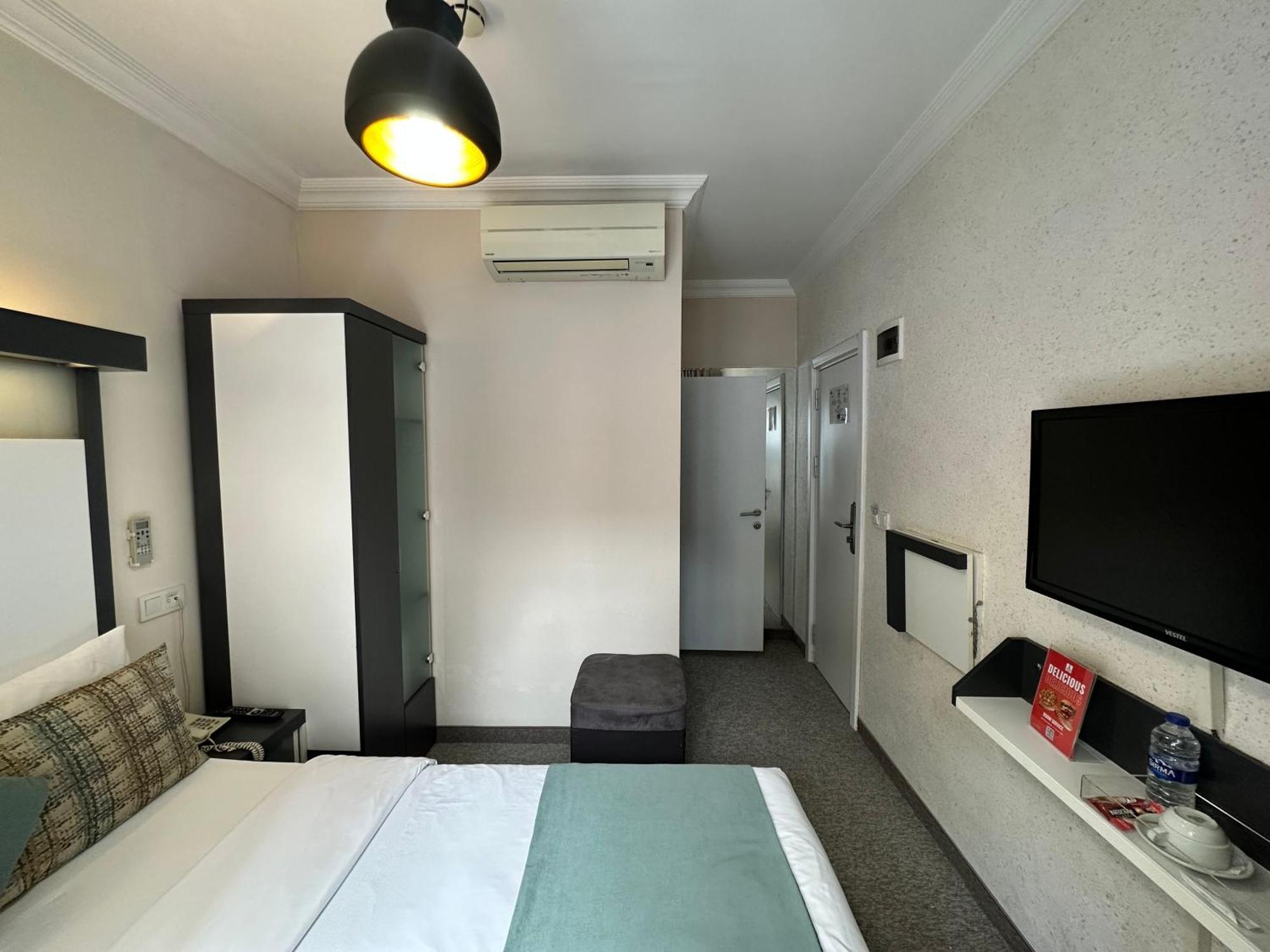 Hotels And Suites Platine Istanbul Exterior photo