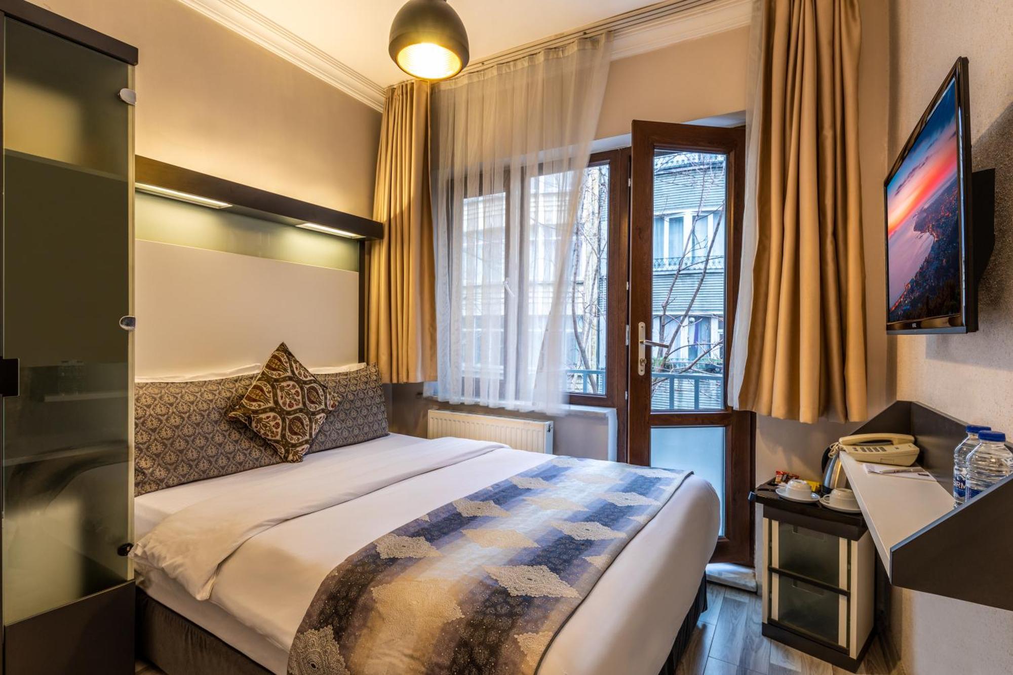 Hotels And Suites Platine Istanbul Exterior photo